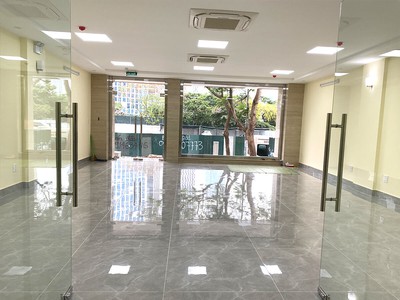Bán Tòa Văn Phòng 8 Tầng Phố Trần Thái Tông. DT 145m2. Đang cho thuê 155tr/th. Giá 78 TỶ 6