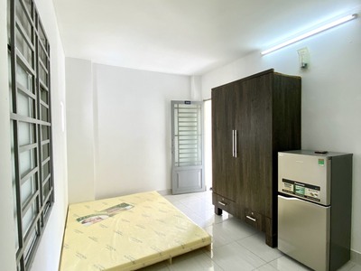 Còn duy nhất 1 phòng 20m2 full nội thất ngay huỳnh tấn phát phường bình thuận q7 2