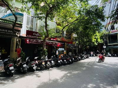 Sang nhượng quán cafe ở nguyễn ngọc nại, khương mai, thanh xuân, hà nội. 0