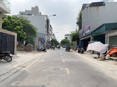 Chính chủ bán 96,9m2 đất khu BT1 Phúc Lợi, Long Biên. Ngay cạnh trường học các cấp và chợ 3