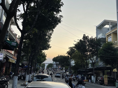 Bán nhà mặt tiền số 17 bà huyện thanh quan đà nẵng trước cổng chợ bắt mỹ an chính chủ 1