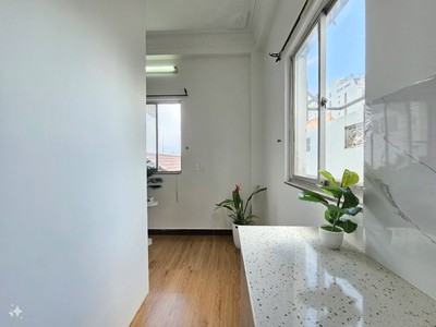 Cho thuê căn hộ dịch vụ quận 7 cao cấp mặt tiền Nguyễn Thị Thập 7