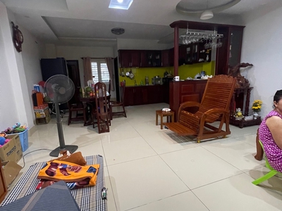 S đẹp - rộng - ô tô ngủ trong nhà - 4 tầng - ngang gần 6m - đối diện coopmart bình triệu - chỉ còn 2