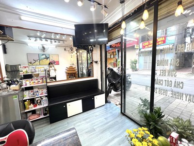 Sang nhượng gấp cửa hàng nail đối diện số 182 phố nguyễn văn tuyết, hà nội 1