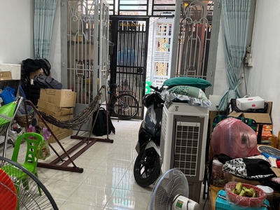 Bán nhà 2 tầng 3pn - hẻm xe hơi chiến lược - giáp ranh q6   tân phú - 38m2 giá nhỉnh 3 tỷ 1