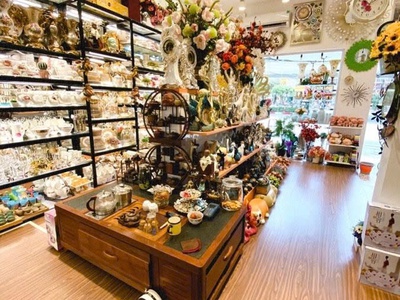 Tôn đức thắng, đống đa, 42m2 nhà mặt phố trung tâm quận, kinh doanh tấp nập, vỉa hè dừng đỗ thuận 1