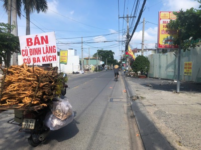 Kho xưởng 8x20m cách mặt tiền tx25 20m, xe 8t, điện 3fa, giá rẻ 3