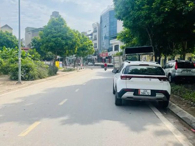 Mảnh đất hot phúc lợi 32m,mt 3.5m nhỉnh 2 tỷ.thửa đất vuông vắn,ngõ ôtô thông thoáng 1