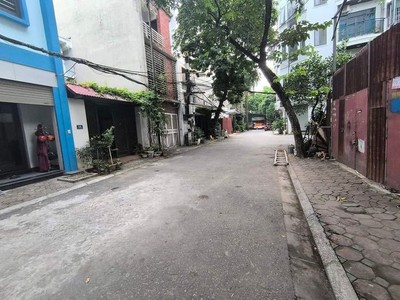 Bán Đất Phân Lô, Phố Chu Huy Mân, Phúc Đồng, 82m2, MT4.5m, Vỉa Hè, Kinh Doanh, Ô Tô Tránh 0