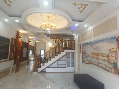 Bán nhà 1 trệt 2 lầu giá 1ty950 ngay chợ uyên hưng tân uyên , bình dương 2