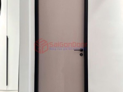 Cửa gỗ carbon 1