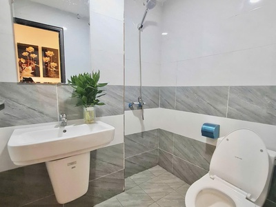 Bán nhà đất ngõ Chợ Khâm Thiên, sổ 22m2 xây dựng 28m2 x 4 tầng, 3 ngủ, trung tâm quận Đống Đa. 5