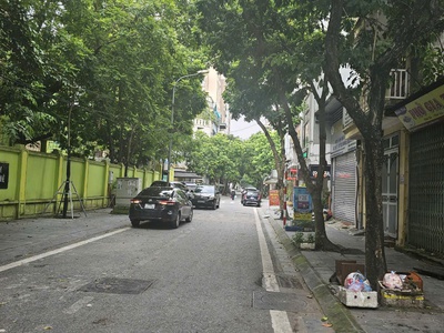 Chính chủ cho thuê 2 cửa hàng tại chân cầu vĩnh tuy, long biên, hà nội 1