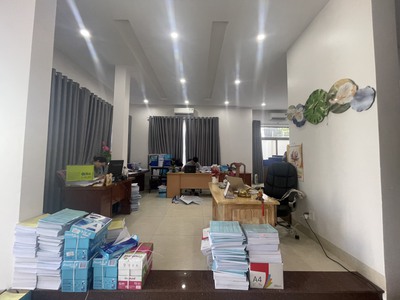 Bán biệt thự phương nam, p8, tp vũng tàu. nhà mới xây / diện tích 230 m2/ 1 trệt 2 lầu. giá: 26 tỷ 4