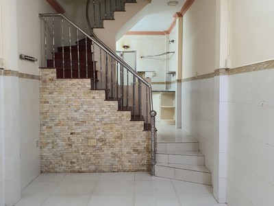 Q.3- nguyễn thiện thuật- nhà cho thuê nguyên căn giá rẻ- 3pn-3wc-1pk-bếp 1