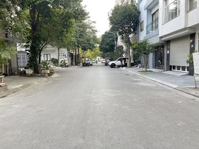 Cần bán 80m2 đất đấu giá Việt Hưng, Long Biên. Đường đôi rộng 25m, siêu thoáng 1