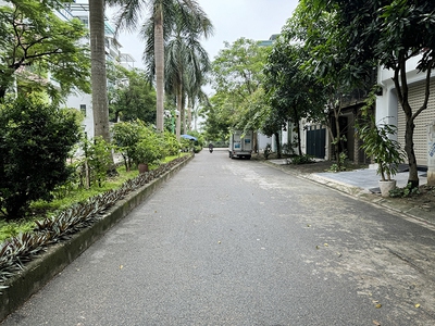 Cần bán 80m2 đất đấu giá Việt Hưng, Long Biên. Đường đôi rộng 25m, siêu thoáng 2