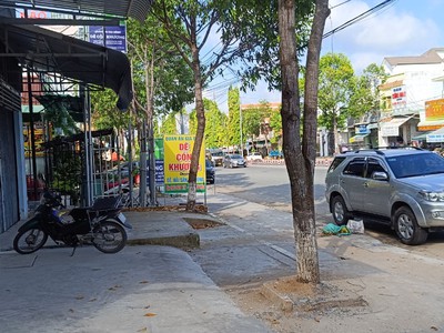 Cho thuê nhà mới 100 kinh doanh mặt tiền đường nguyễn văn cừ, p.cái khê 1