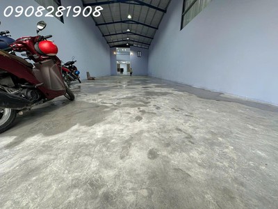 Chính chủ cho thuê nhà xưởng mặt tiền đường lê văn khương hóc môn 0