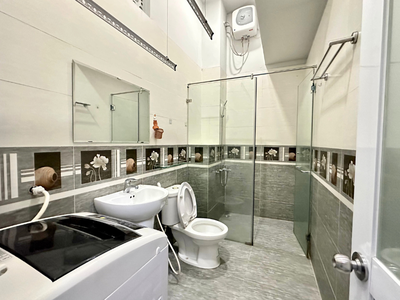 Cho thuê phòng Quận 7, căn hộ dịch vụ, phòng ban công, full nội thất. Phòng rộng 30m2 6