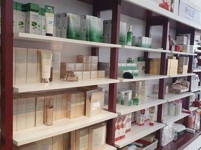 Cửa hàng TL cần bổ sung thêm nhân viên 1