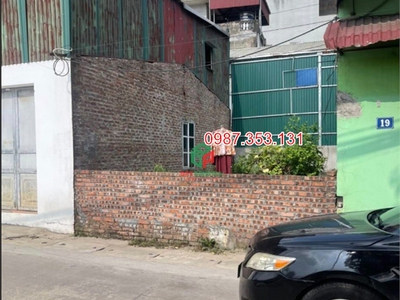Bán đất 51m2 đất vĩnh ngọc- ngay chân cầu nhật tân-đường ô tô 8m tránh nhau thoải mái 0