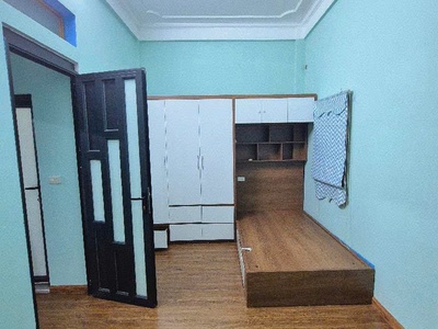 Bán nhà trung tâm đống đa - 3 bước ra mặt phố thái hà - lô góc 2 thoáng - ô tô gần - 42m 4 tầng - 2