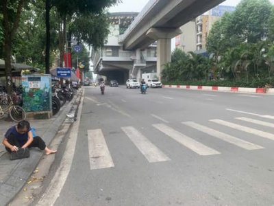 Bán nhà mặt phố quang trung hà đông - 75m2 5m mặt tiền - kinh doanh sầm uất 0