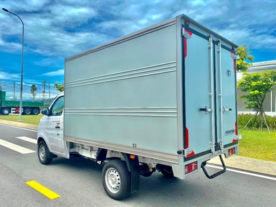 Xe tải Thaco TF230 mui bạt thùng dài 2.8m có sẵn giao ngay 1