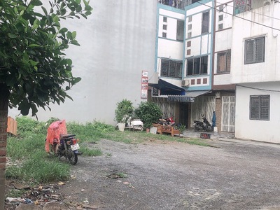 Ô tô ,kinh doanh, nở hậu, cực hiếm không có mảnh thứ 2. 3