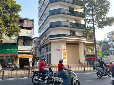 Bán nhà mặt tiền kinh doanh 3 tháng 2  3.9x19  1trệt 1 lầu vuông a4, chỉ 21.5 tỷtl 0
