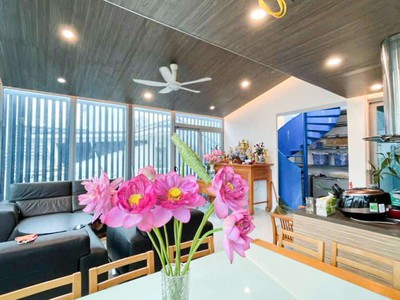 Biệt thự việt hưng mặt đường vỉa hè oto tránh hướng tây bắc rộng 200m 5t mặt: 10m 35 tỷ 2