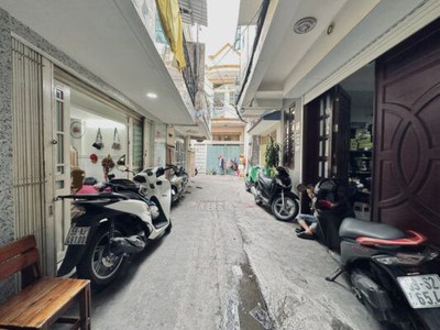 Bán nhà chính chủ shr quận bình thạnh đường điện biên phủ   1 trệt 2 lầu giá chỉ 4.4 tỷ 3