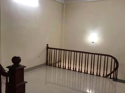 Cho thuê nhà ở nhóm 6n, kd onl, hộ gđ nhà ngõ ô tô lương khánh thiện, dt 45m2 - 5tầng - 5p 20 triệu 2