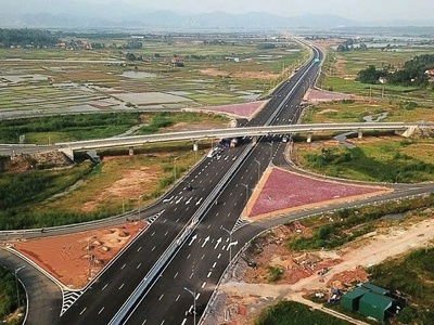 Cần bán 200m2 ngay nút giao cao tốc Biên Hòa Vũng Tàu 0