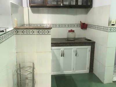 Nhà liên khu 1-6 - 44m2 - 3 tầng - chỉ 3.7 tỏi 2