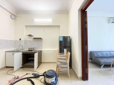 Cho thuê lại chdv 40m2 mới full nội thất giá rẻ trung tâm phường an phú 3