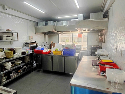 Cho thuê nhà 113 Nguyễn Thái Bình, Phường Nguyễn Thái Bình, Quận 1. 4 Tầng, DT 350m2 chỉ 60tr 8
