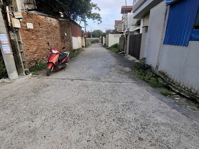 Bán đất xóm trại xuân nộn, 75m x 5m vuông vắn, oto tránh thông chỉ 2 tỷ 8 tl. 3