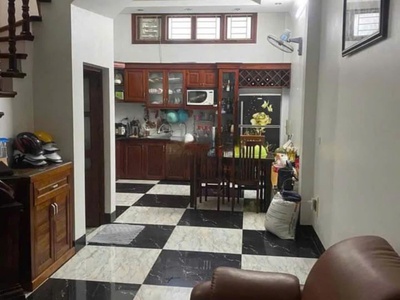 Cho thuê nhà nguyên căn ngõ 86 đại từ, hoàng mai 4 tầng, 4 ngủ, 11 triệu 0