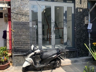 Chính chủ bán nhà hẻm 3 lầu, 4 phòng ngủ tại 264/28 lê văn lương, phường tân hưng, q7 1