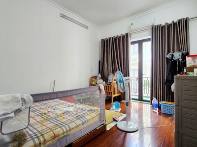 Bán nhà vị trí cực đẹp, 53m 3.5 tầng ô.tô tận cửa giá 2.9 tỉ tại vĩnh niệm 3