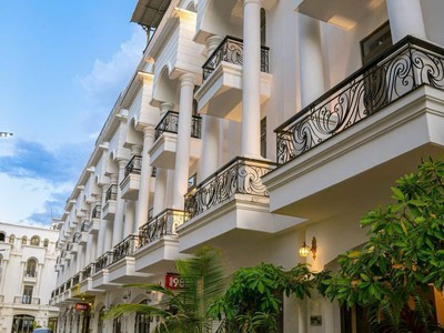 Nhà phố mai anh luxury 0
