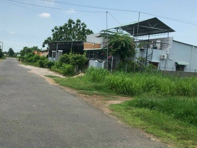Miếng đất đường nhựa lớn ở Tây Ninh 150m2 giá chỉ 2xx triệu bao sổ 0