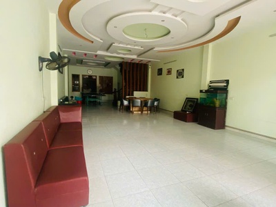 Cho thuê nhà mặt phố Tôn Đức Thắng, Khai Quang, Vĩnh yên, Vĩnh Phúc. Giá chỉ 18 triệu 5