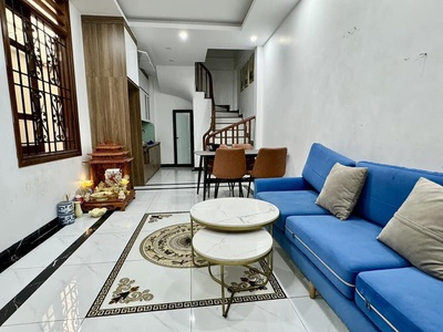 Bán nhà ngô xuân quảng. 70m2 mt 4,8m 6,1 tỷ. full nội thất đẹp. gần phố 0