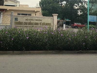 Mặt tiền đường 20m - căn duy nhất ngang 8m tại trung tâm phước bình q9 chỉ 11,x tỷ 4