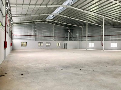 Cho thuê 1500m2 Gía : 65 triêu/tháng Bến Cát , PCCC Vách tường 0