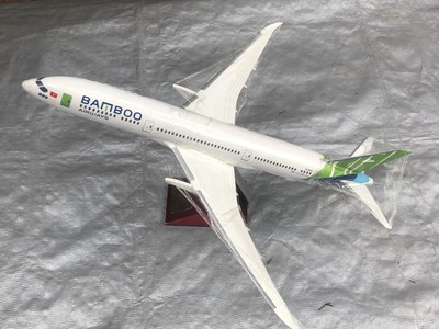 Mô hình máy bay Boeing 787 Dreamliner, Bamboo Airways, chất liệu hợp kim, nhựa đường nét sắc sảo, s 3