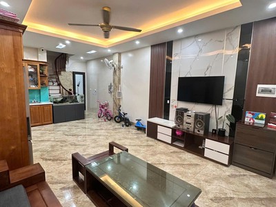 Bán nhanh nhà 5 tầng   phố lê đức thọ   ô tô gần nhà   xung quanh tiện ích bạt ngàn   chỉ nhỉnh 8 tỷ 0